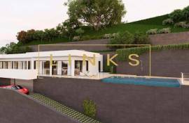 Land with Approved Project – Sea View