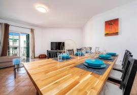 2 Bedroom Apartment Furnished and equipped, Air conditioning and Garage Parking! Close to the beach and golf course! 2 Bedroom Apartment Furnished and equipped, Air conditioning and Garage Parking! Close to the beach and golf course!