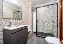 2 Bedroom Apartment Furnished and equipped, Air conditioning and Garage Parking! Close to the beach and golf course! 2 Bedroom Apartment Furnished and equipped, Air conditioning and Garage Parking! Close to the beach and golf course!