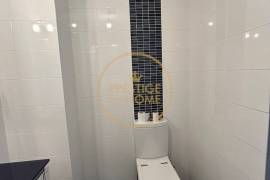 Annual rental of a 3-bedroom apartment semi-furnished with 2 garages, cellar, and pool. Available from July 7, 2026