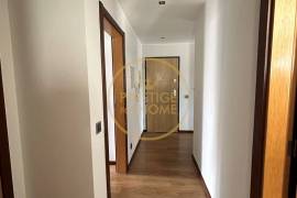 Annual rental of a 3-bedroom apartment semi-furnished with 2 garages, cellar, and pool. Available from July 7, 2026