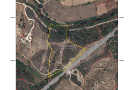 Ruin of 180m² with Approved PIP on 23.000m² land