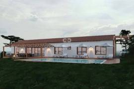 Ruin of 180m² with Approved PIP on 23.000m² land