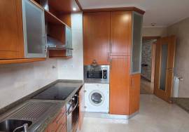 T3 with parking and storage