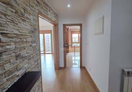 T3 with parking and storage