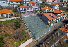 PLOT OF LAND IN ESTREITO DE CÂMARA DE LOBOS PLOT OF LAND IN ESTREITO DE CÂMARA DE LOBOS