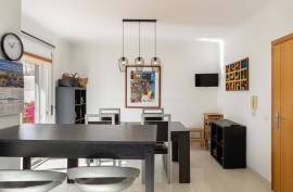 Tavira – 3+1 bedroom townhouse near centre with terraces