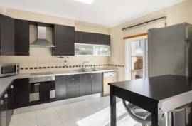 Tavira – 3+1 bedroom townhouse near centre with terraces