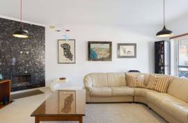 Tavira – 3+1 bedroom townhouse near centre with terraces