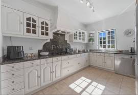 São Brás de Alportel – countryside villa with pool and garage