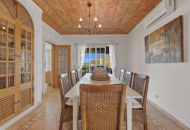 São Brás de Alportel – countryside villa with pool and garage