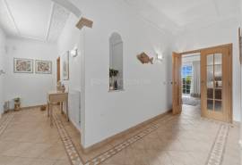 São Brás de Alportel – countryside villa with pool and garage