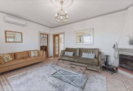 São Brás de Alportel – countryside villa with pool and garage