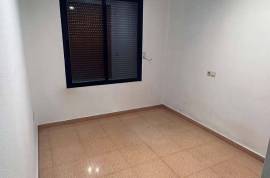 Exclusive penthouse for rent with garage plot on Bulevar del Pla – Alicante Exclusive penthouse for rent with garage plot on Bulevar del Pla – Alicante