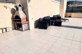 Exclusive penthouse for rent with garage plot on Bulevar del Pla – Alicante Exclusive penthouse for rent with garage plot on Bulevar del Pla – Alicante