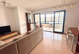 Exclusive penthouse for rent with garage plot on Bulevar del Pla – Alicante Exclusive penthouse for rent with garage plot on Bulevar del Pla – Alicante