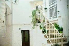 Dwelling with attic and storage room in the historic centre of Cisternino