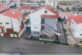 Warehouse with generous areas for various purposes