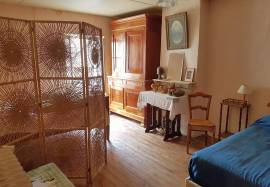 Large house is for sale in the village of LIGLET, Montmorillonnais region, Vienne 86