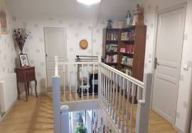 House with big outbuilding for sale near Le Blanc 36