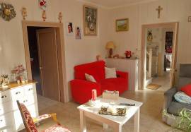 House with big outbuilding for sale near Le Blanc 36