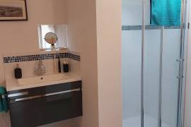 House with pool for sale in the Montmorillon region 86