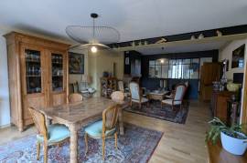 Maison De Maitre Style Manor House with Garden Maison De Maitre Style Manor House with Garden