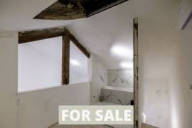 Detached Villa With Large Rooms