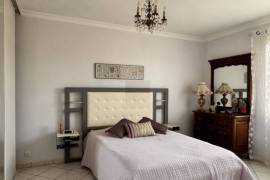 Detached Villa with Mature Garden and Open View