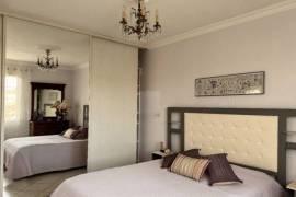 Detached Villa with Mature Garden and Open View