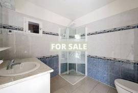 Ideal Holiday Home Cottage with Garage and Garden