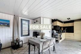 Cottage in Leisure Pack Close to the Coast