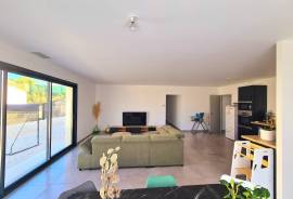 New Build Single Storey Villa with Garden
