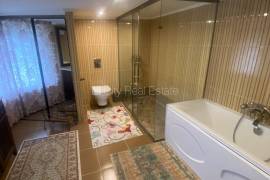 Detached house for rent in Jurmala, 315.00m2