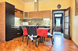 Detached house for rent in Jurmala, 344.00m2