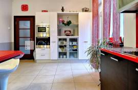Detached house for rent in Jurmala, 344.00m2