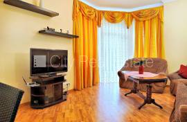 Detached house for rent in Jurmala, 344.00m2