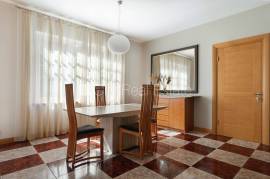 Detached house for rent in Riga, 350.00m2