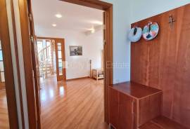 Detached house for rent in Riga, 160.00m2