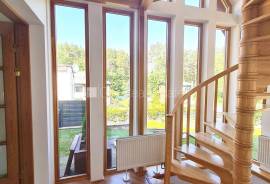 Detached house for rent in Riga, 160.00m2