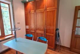 Detached house for rent in Riga, 160.00m2