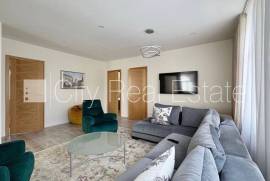 Detached house for rent in Jurmala, 180.00m2