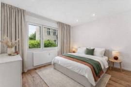 Paul-Lincke-Ufer: Ready to move 2-Room Apartment with Balcony in the best area of Kreuzberg