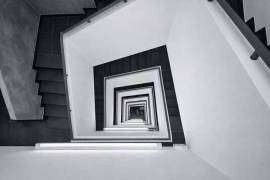 Upscale New-build Two-Room Penthouse with Balcony in the Samariter District