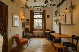 Live, Work & Invest - Perfect for Cafe & Creative Business near Tempelhofer Feld
