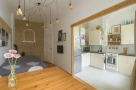 Live, Work & Invest - Perfect for Cafe & Creative Business near Tempelhofer Feld