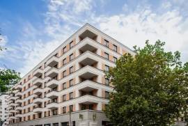 Prestigious 4-room apartment with two sunny balconies near Mercedes-Benz Arena