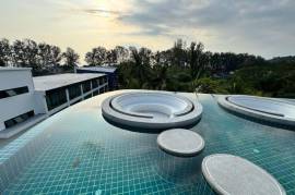 Modern Elegance 2 Bed 1 Bath in Naithon