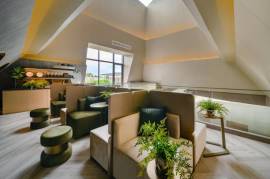 Luxurious Living 3-5 Bed 3-4 Bath in BangNa Luxurious Living 3-5 Bed 3-4 Bath in BangNa