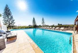 4 Bedroom Magnificent Villa - St. George Area, Peyia, Paphos 4 Bedroom Magnificent Villa - St. George Area, Peyia, Paphos